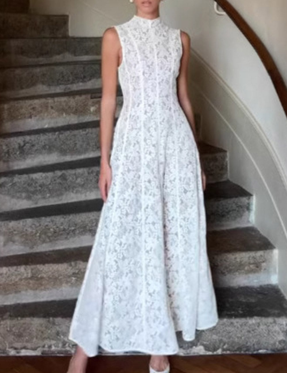 Vintage Mock Neck Sleeveless Lace Evening Dress