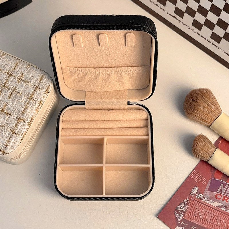 Color Block Zipper Closure Jewelry Case