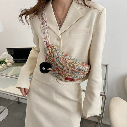 Fashion Jacquard Canvas Chest Bag With Pendant