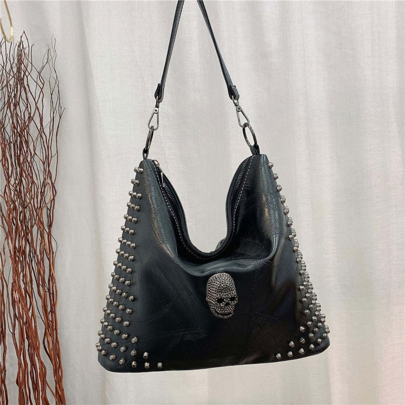 Solid Skull Rivet Shoulder Bag