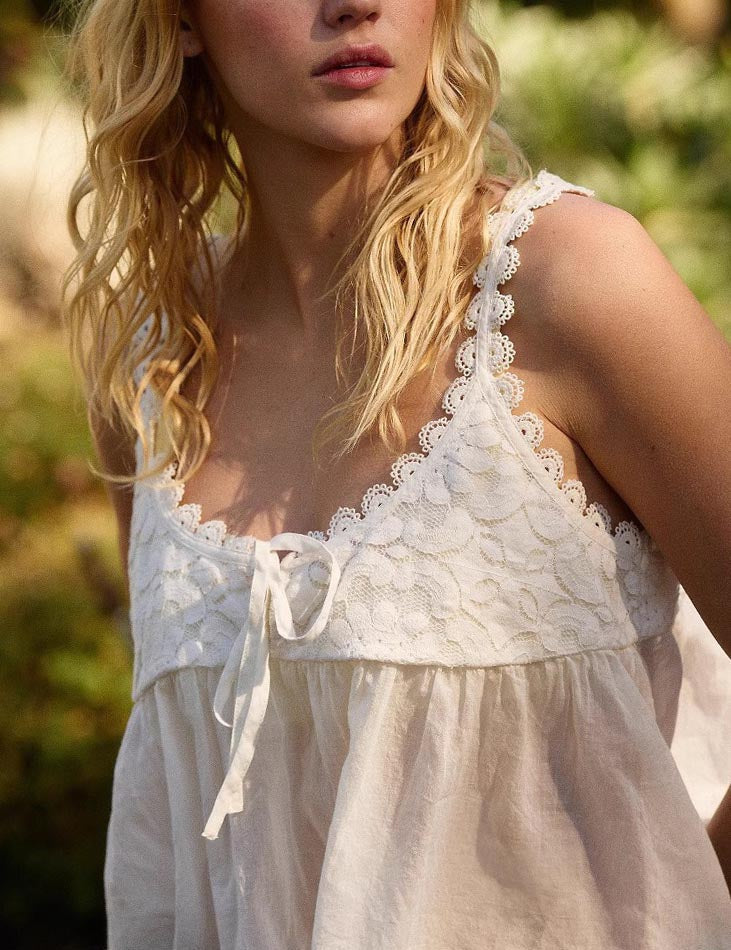 U-Neck Lace Ruffle Sleeveless Cami Tops