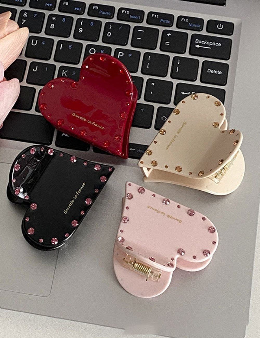 Loved Shape Solid Color Cute Hair Claws