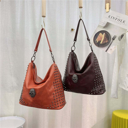 Solid Skull Rivet Shoulder Bag