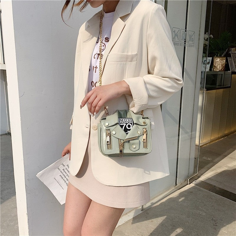 One Shoulder Glossy Suit Chain Bag