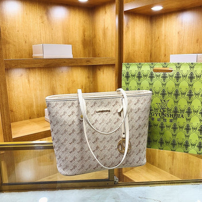 Retro Handbag With Pendant