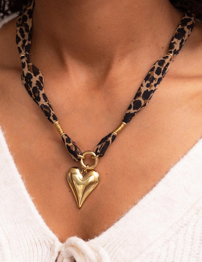 Trendy Heart Pendant Leopard Scarf Necklace