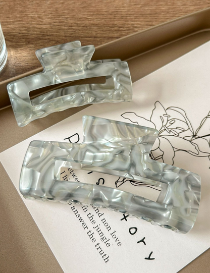 2+Hellow Rectangular Elegant Haie Claws