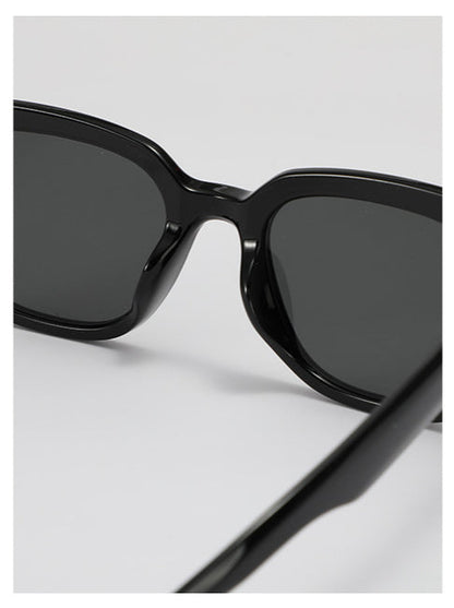 Versatile Square Frame Sunglasses