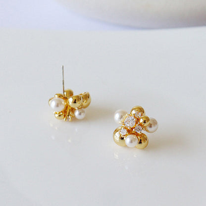 Flower Cubic Zirconia Pearl Stud Earrings