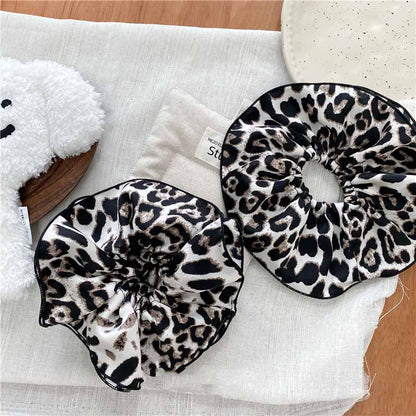 Trendy Double-Layer Leopard Print Scrunchies