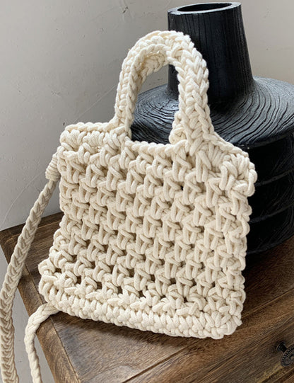 Hellow Out Solid Color Simple Woven Bag