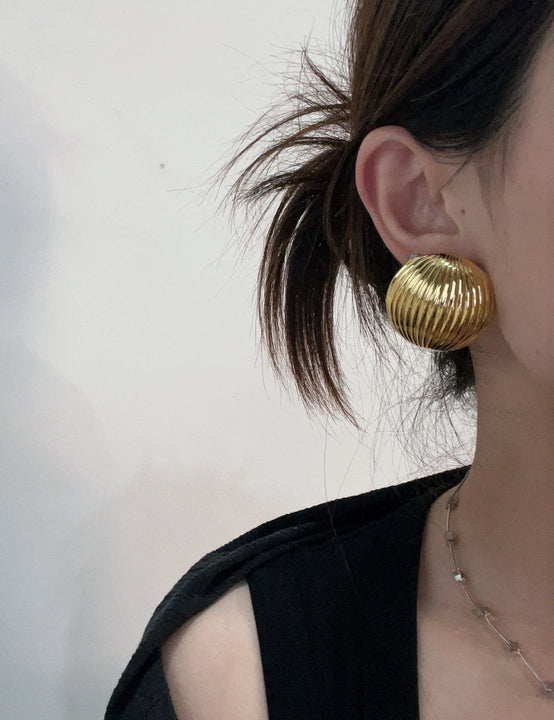 Simple Gold Earrings