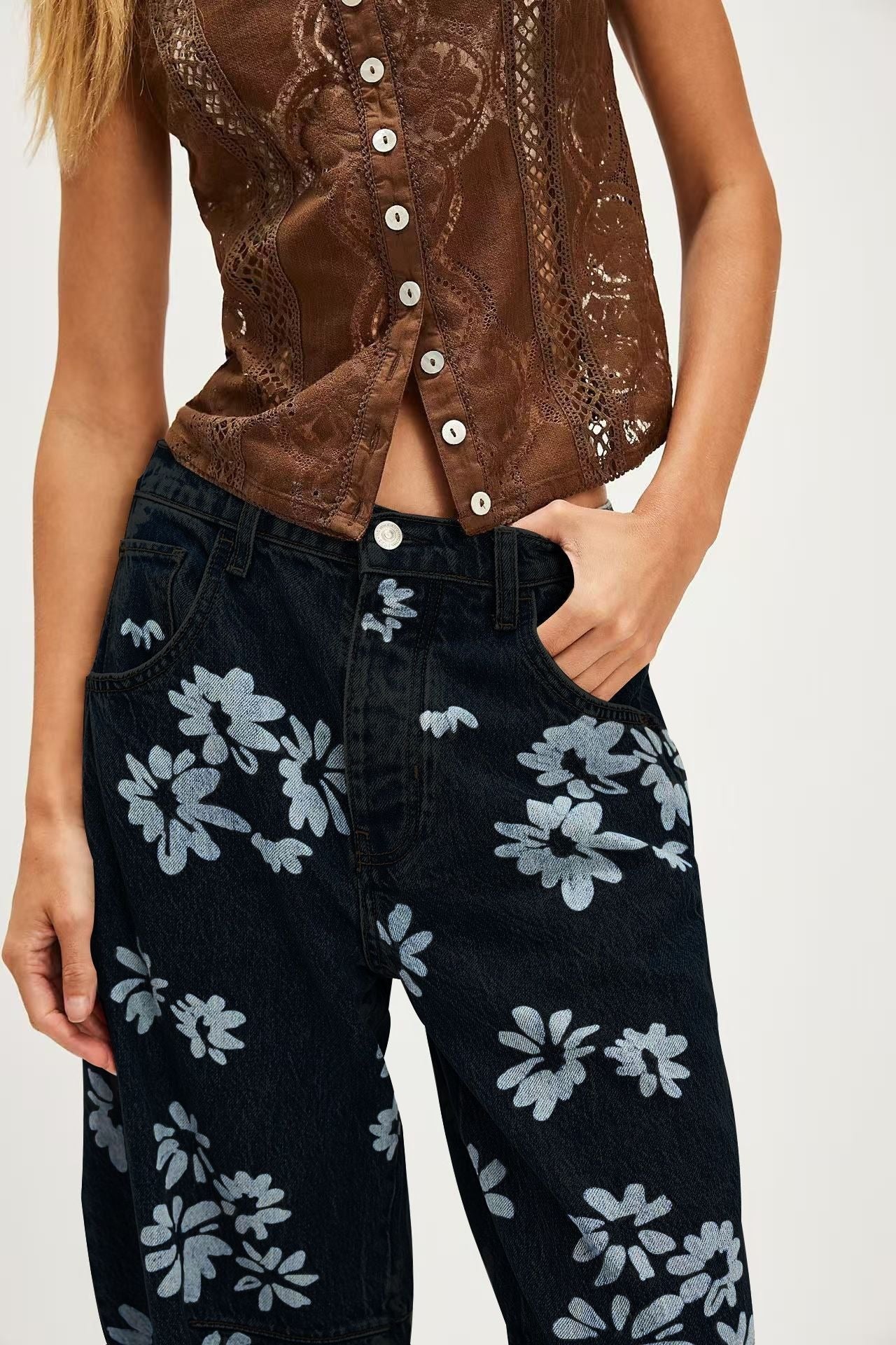 Love Star Print Loose Midi Waist Jeans