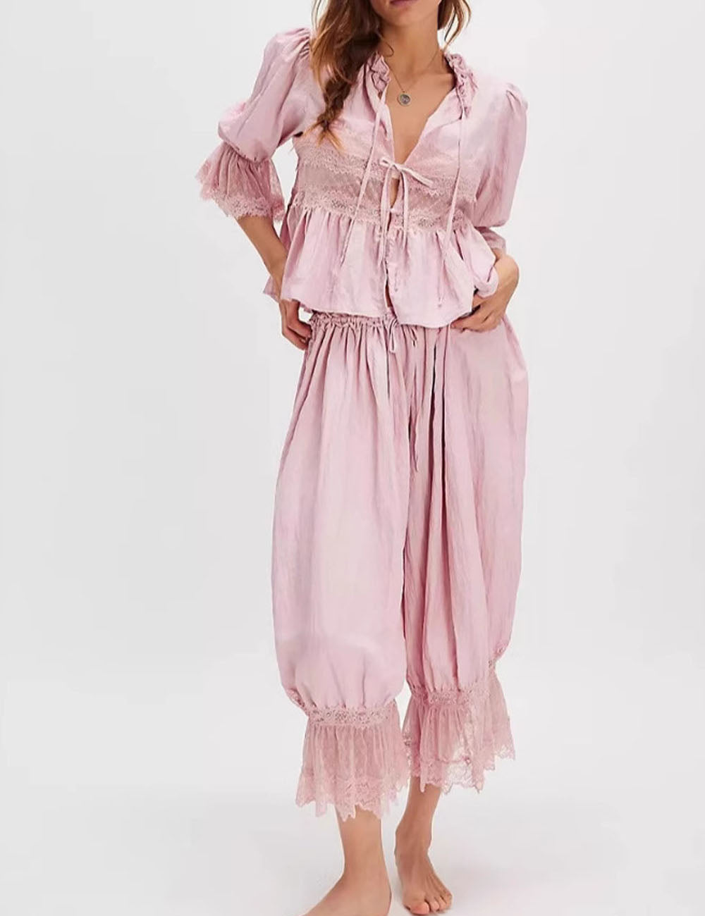 2 Pcs Hollow Lace Tie Front Sleepwear Set