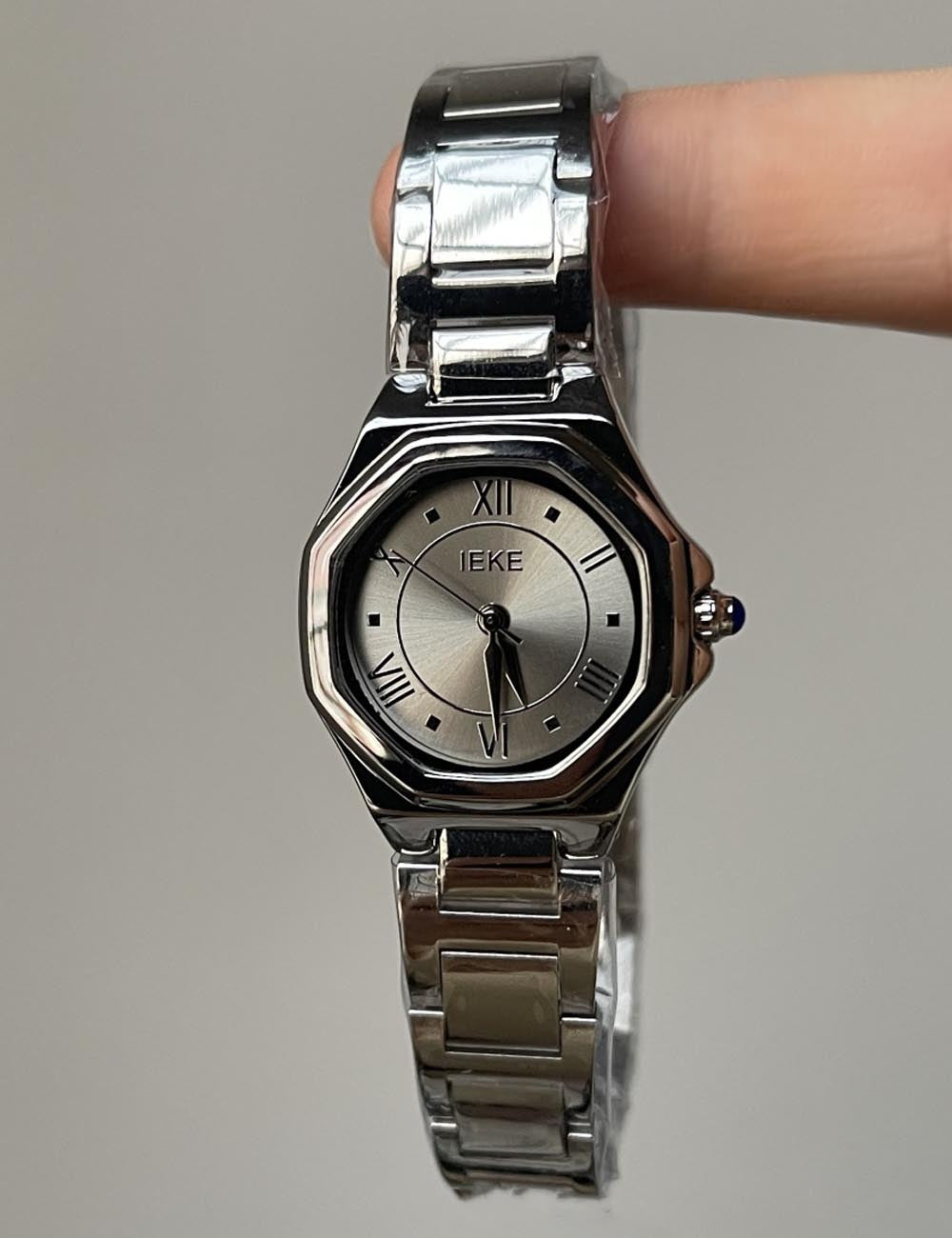 Chic Business Polygon Dial Geometric Quartz Watch