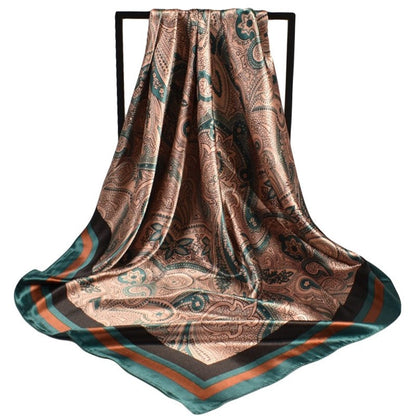Retro Fashion Geometric Pattern Square Scarf