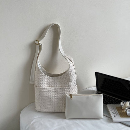 Retro Handbag With Pendant