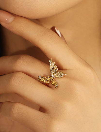 Vintage Gold Butterfly Zircon Oppen Ring