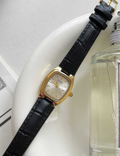 Vintage Tonneau Quartz Leather Strap Watch