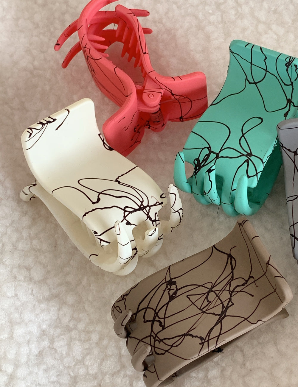 Small Solid Color Claw Clip