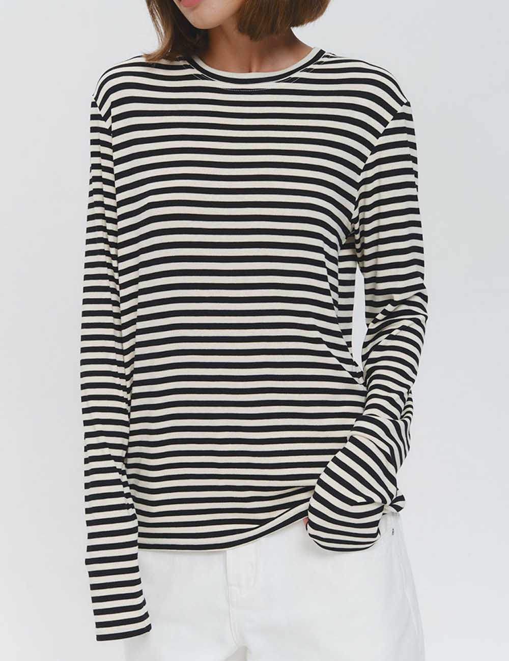 Simple Round Neck Long Sleeve T-Shirt