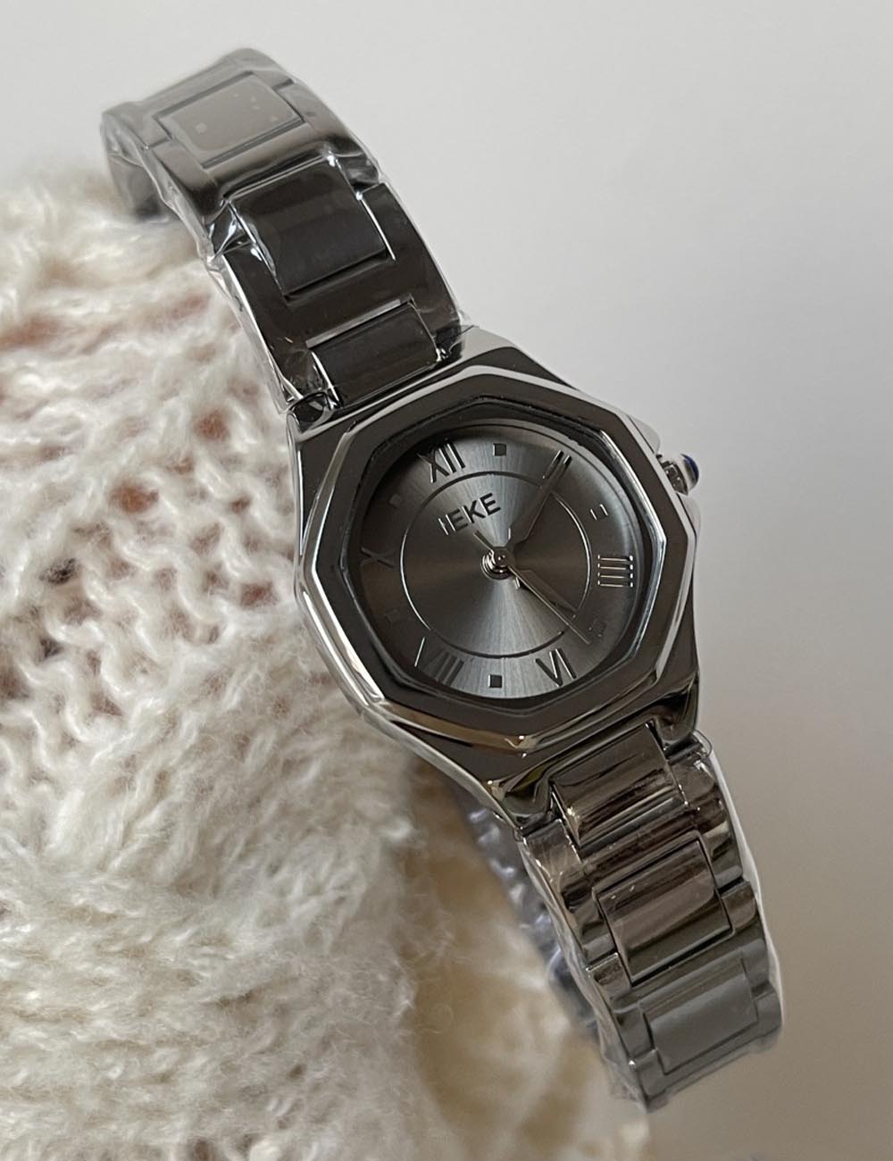 Chic Business Polygon Dial Geometric Quartz Watch