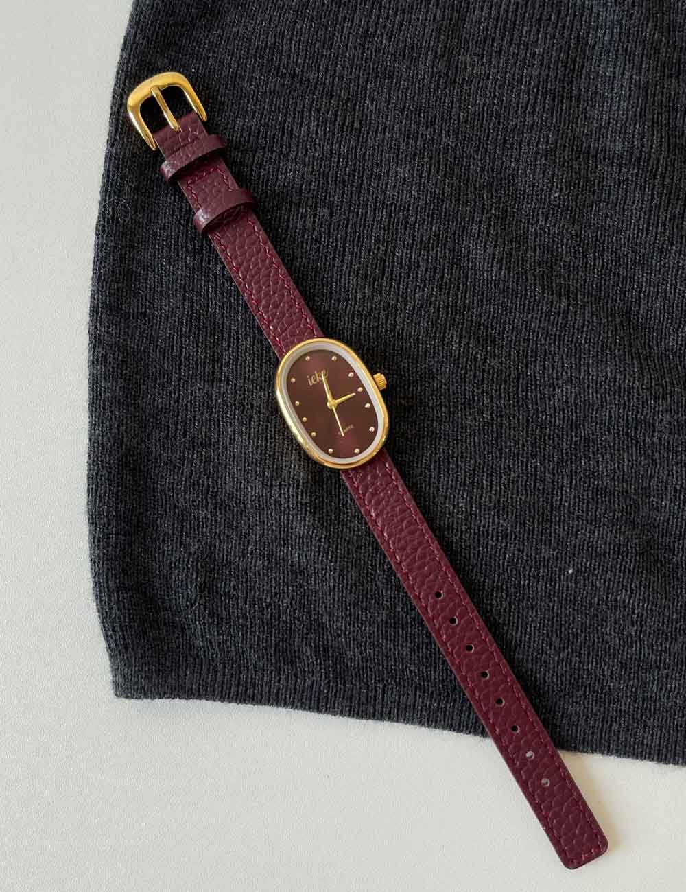 Vintage Premium Leather Band Watch