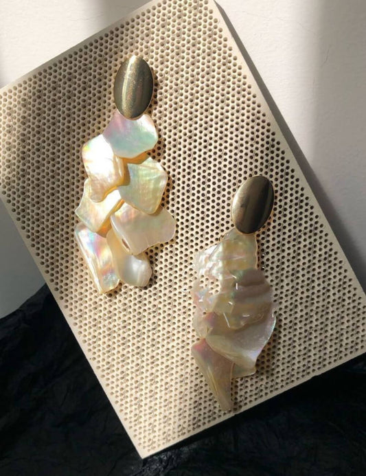 Elegant Irregular Shell Dangle Earrings