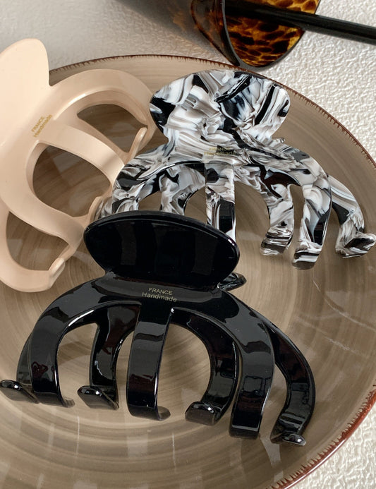 Vintage Multicolor Grab Clip