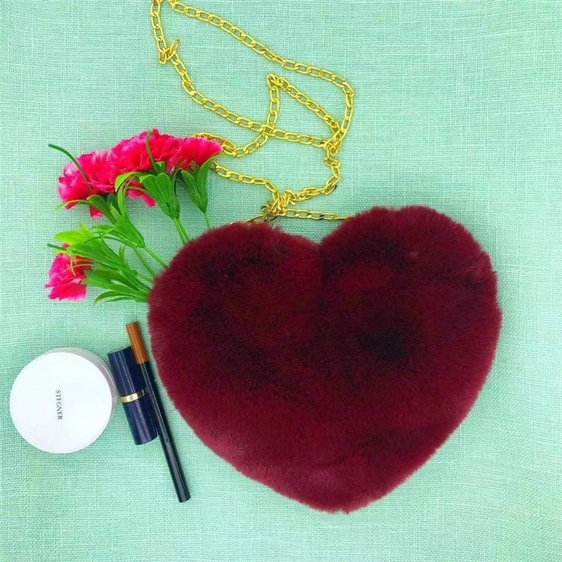 Plush Love One-Shoulder Diagonal Chain Bag
