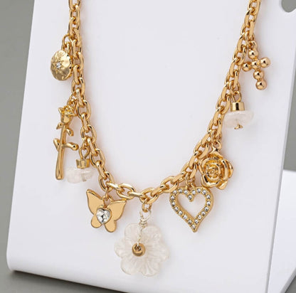 Elegant Flower Pendant Chain Necklace