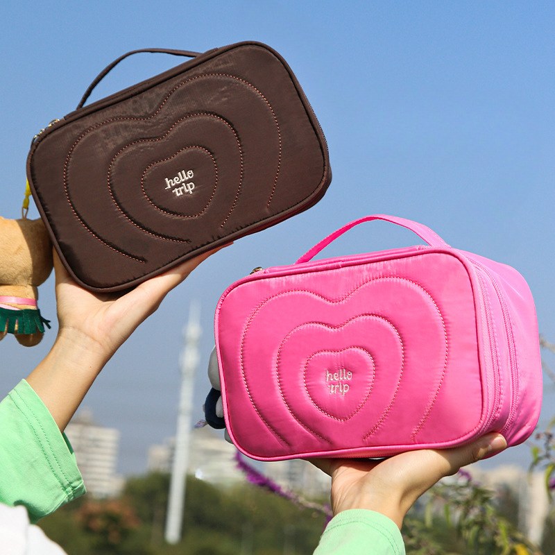 Love Large Capacity Handbag Make Up Bag