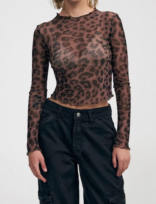 Slim-Fitting Leopard Print Mesh Top