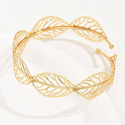 Hellow Out Simple Leaf Arm Cuff