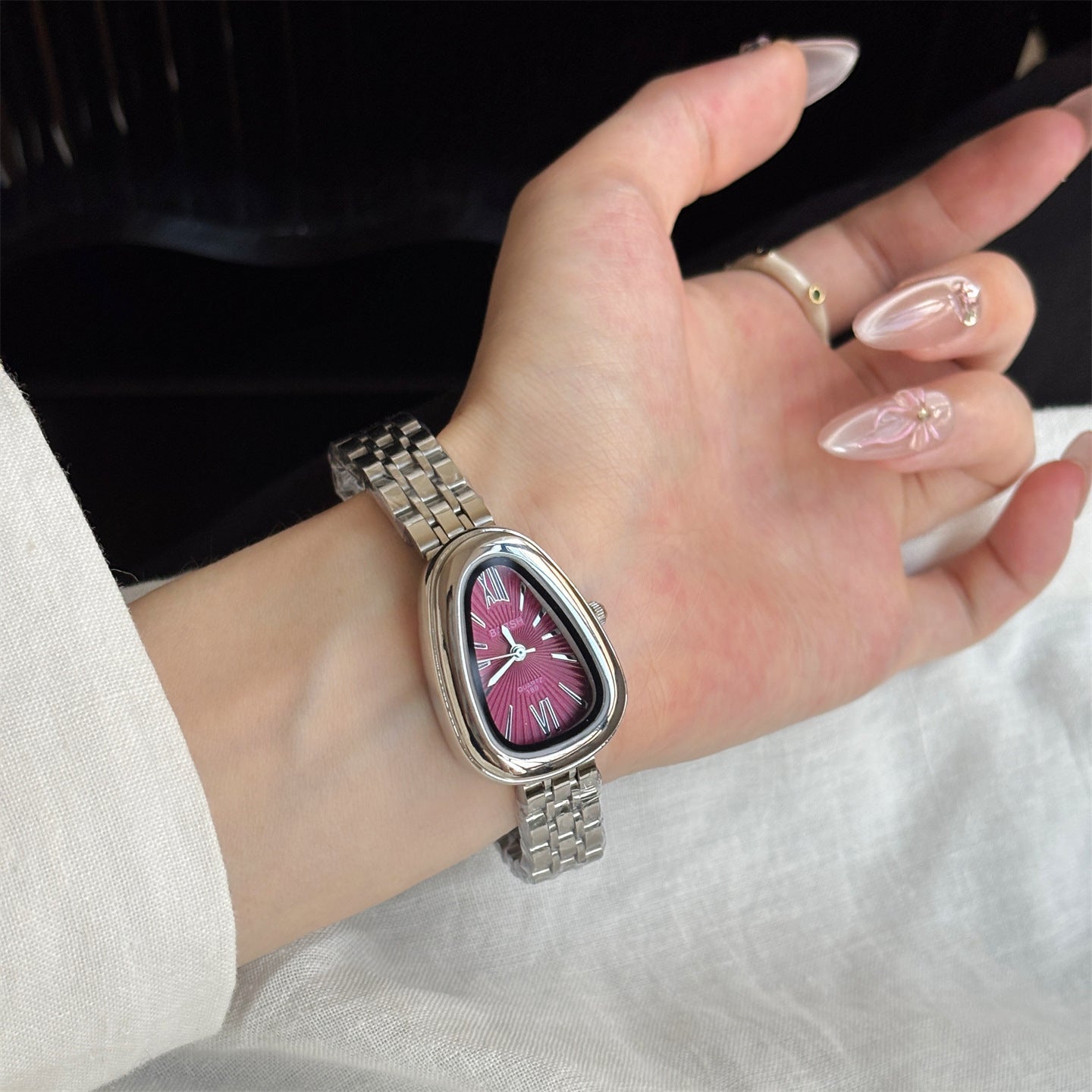 Luxury Snake Head Case Quartz Wrist Watch