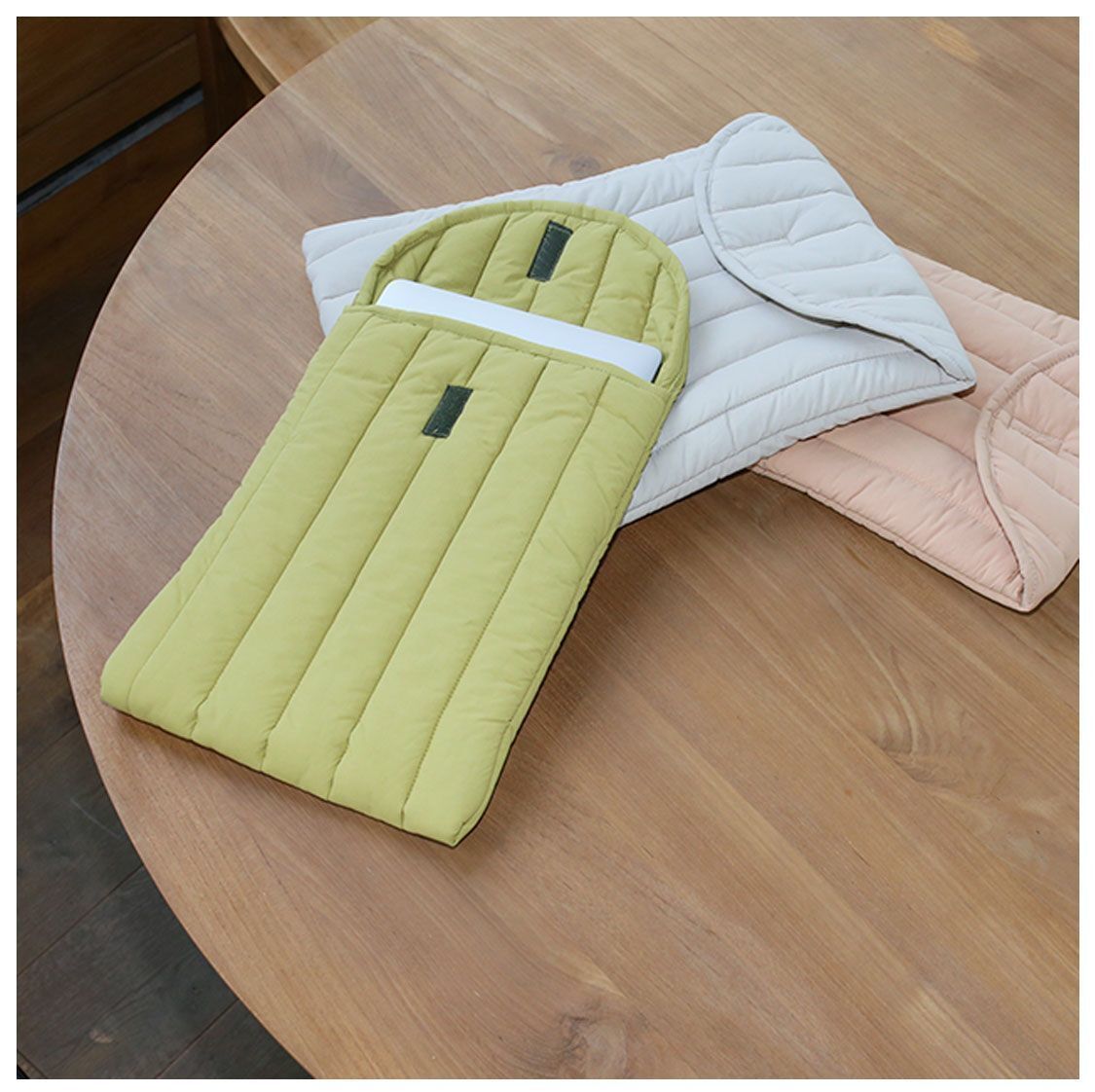 Solid Color Padded Simple Laptop Ipad Bag