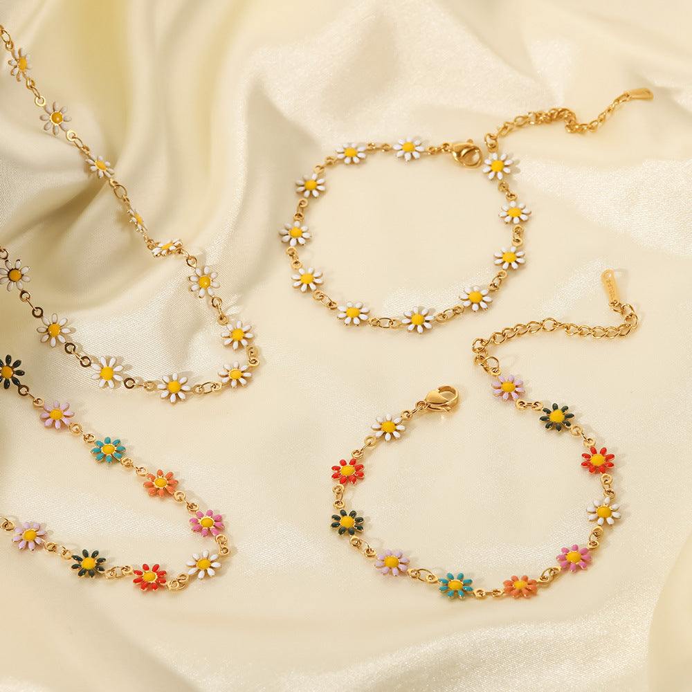 White/Colourful Daisy Chain Necklace