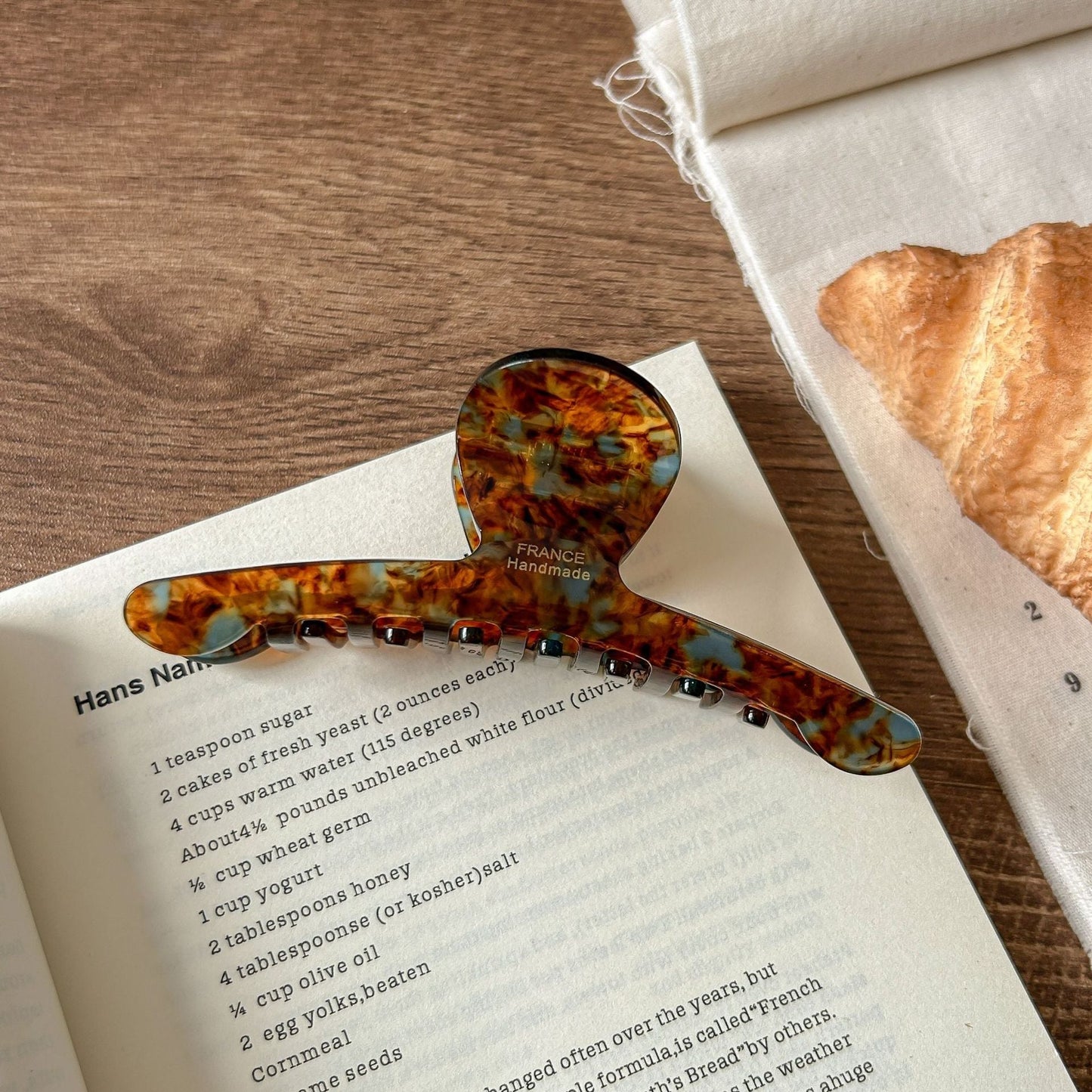 2+VIntage Delicate Large Hair Claws