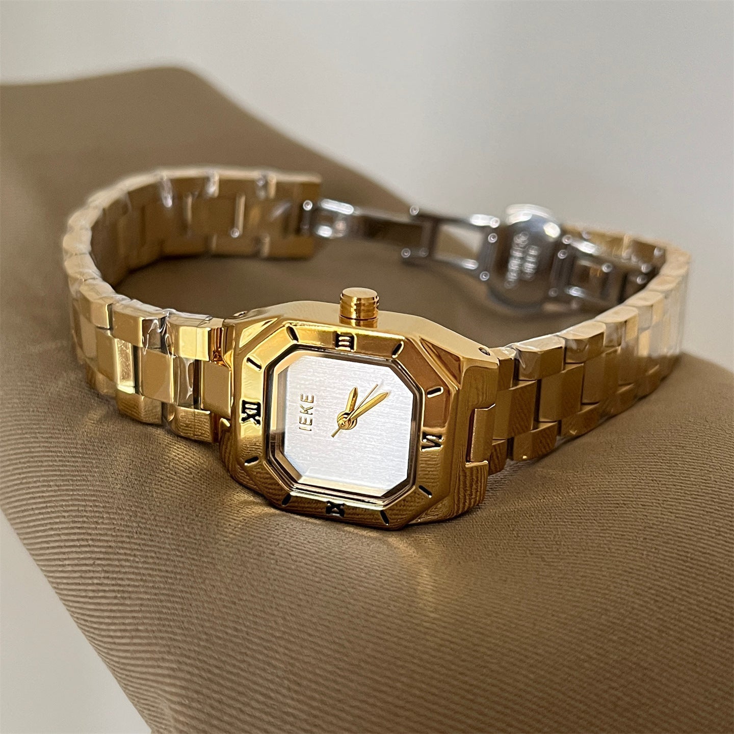 Vintage Gold Tone Octagonal Case Quartz Watch