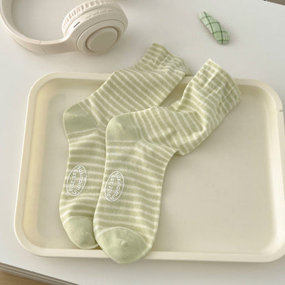 Minimalist Stripe Breathable Mid-Calf Socks