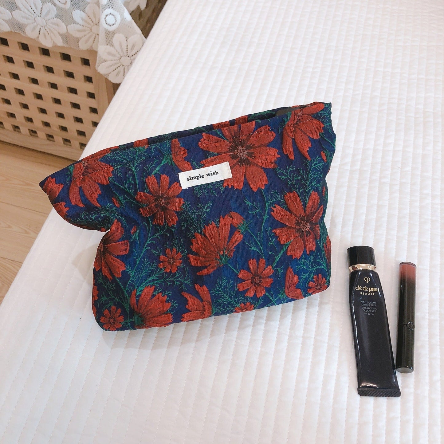 Retro Versatile Jacquard Makeup Bag