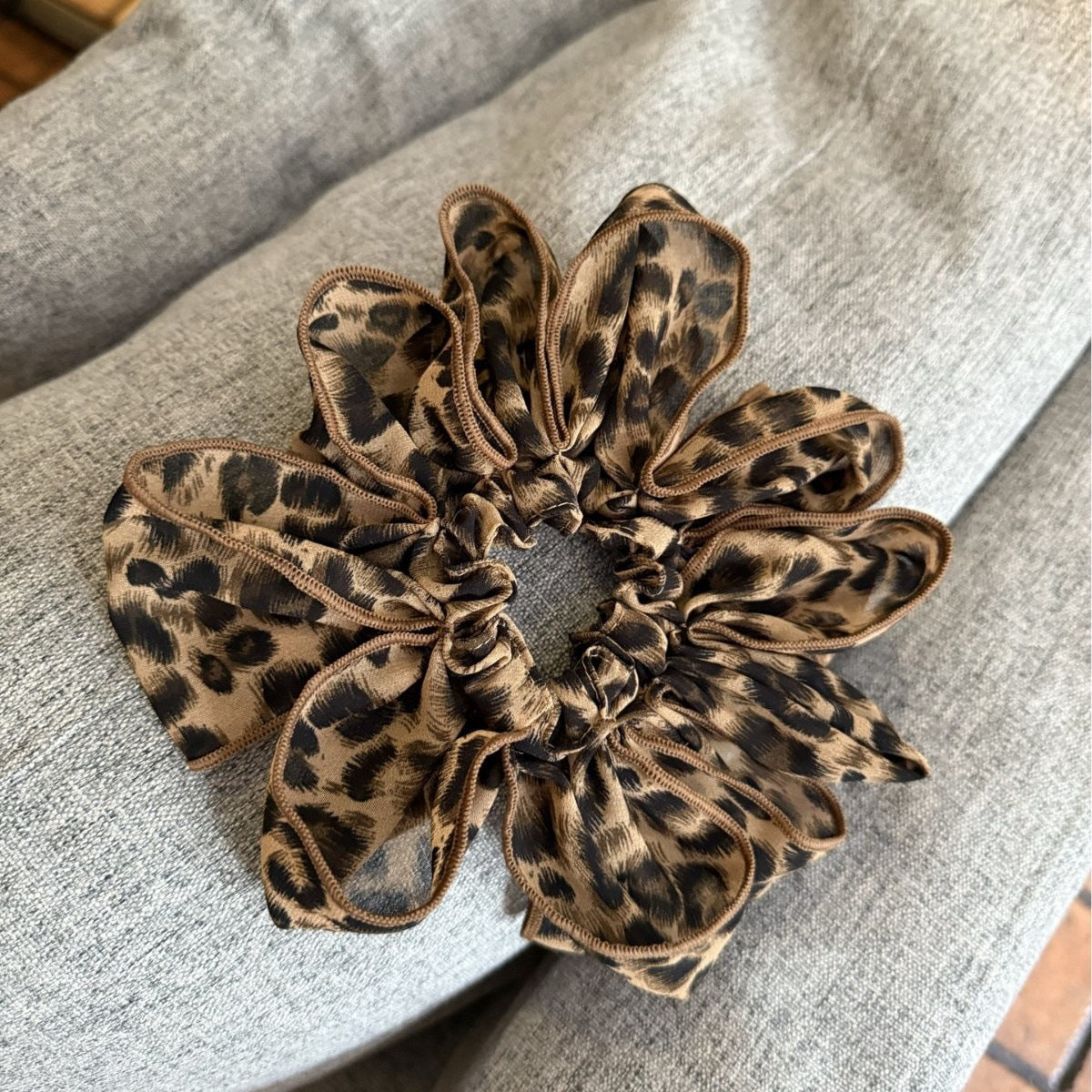 Retro Flower Leopard Print Elastic Hair Scrunchies