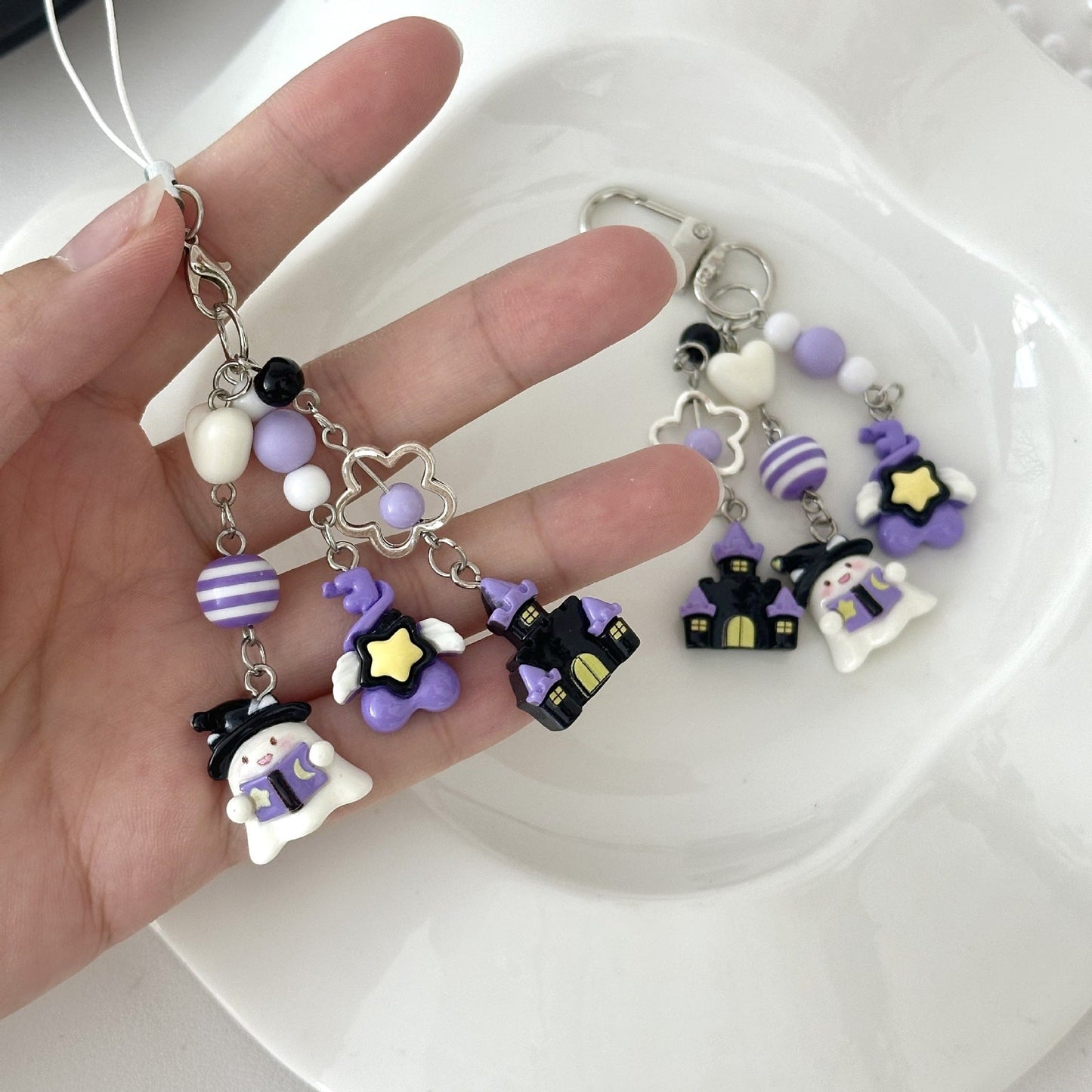 Halloween Cartoon Ghost Beads Keychain