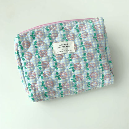Flowal Print Simplle Make Up Bag