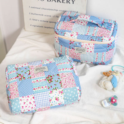 Colorful Flower Print Portable Make Up Bag