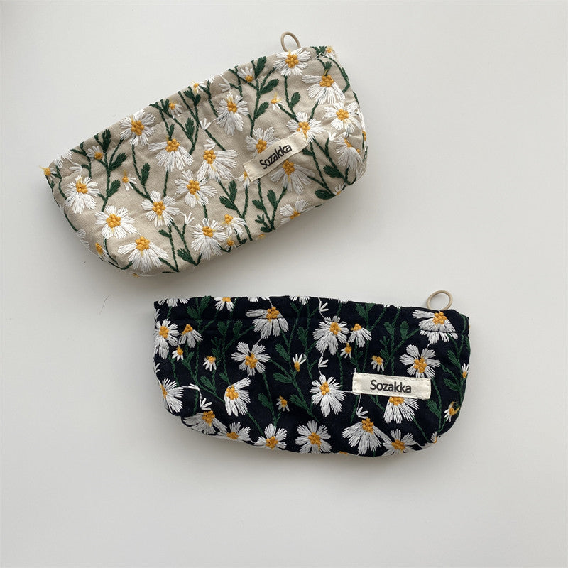 Embroidery Flower Simple Portable Make Up Bag