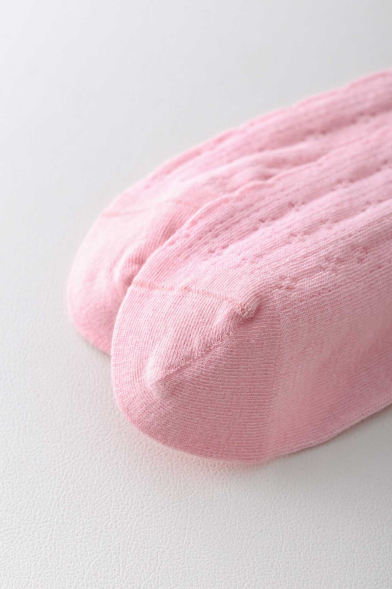 Ruffle Color Block Thin Ribbed Socks