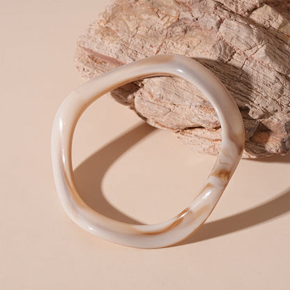 Irregular Wave Single Acrylic Bracelet