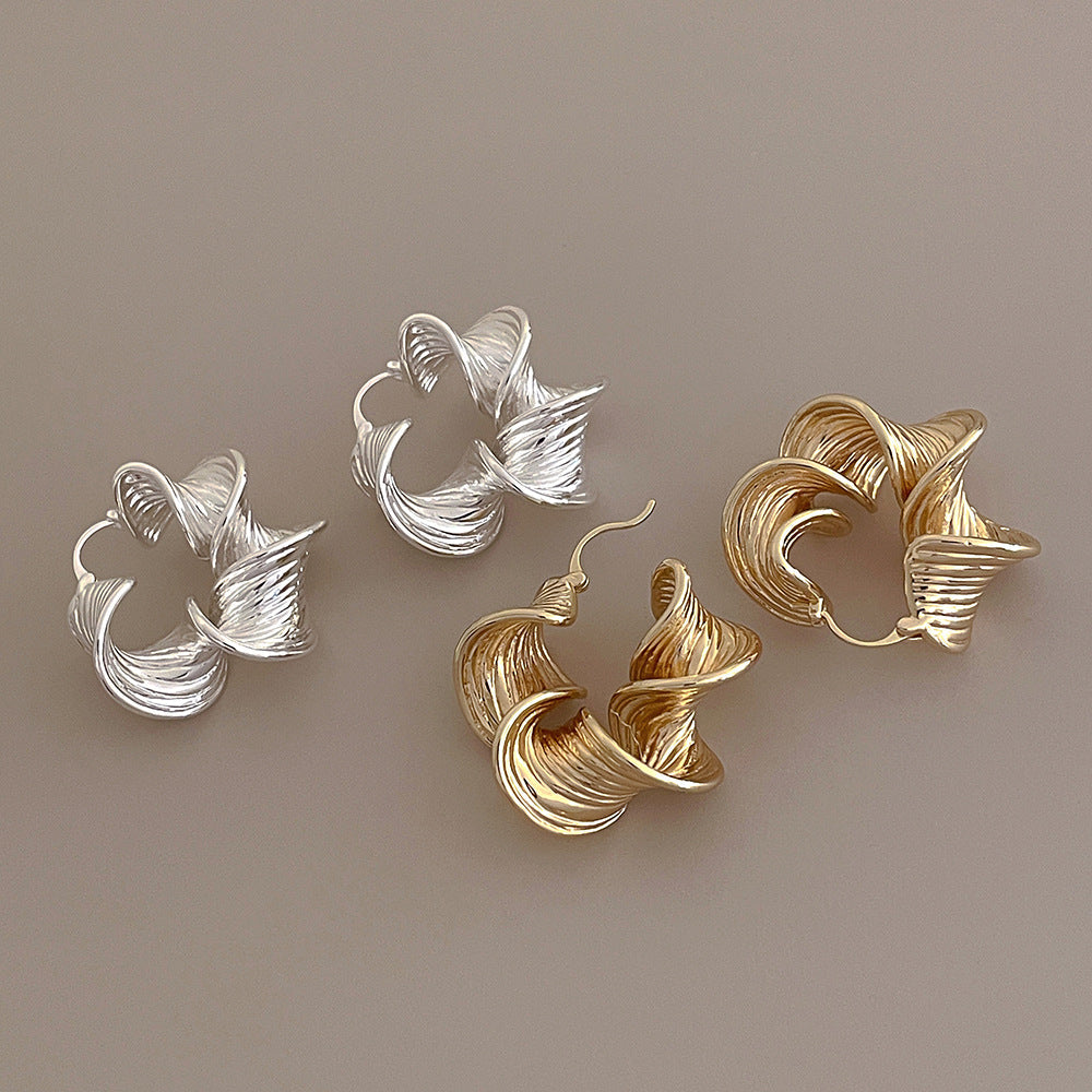 Vintage Simple Waved Twisted Hoop Earrings