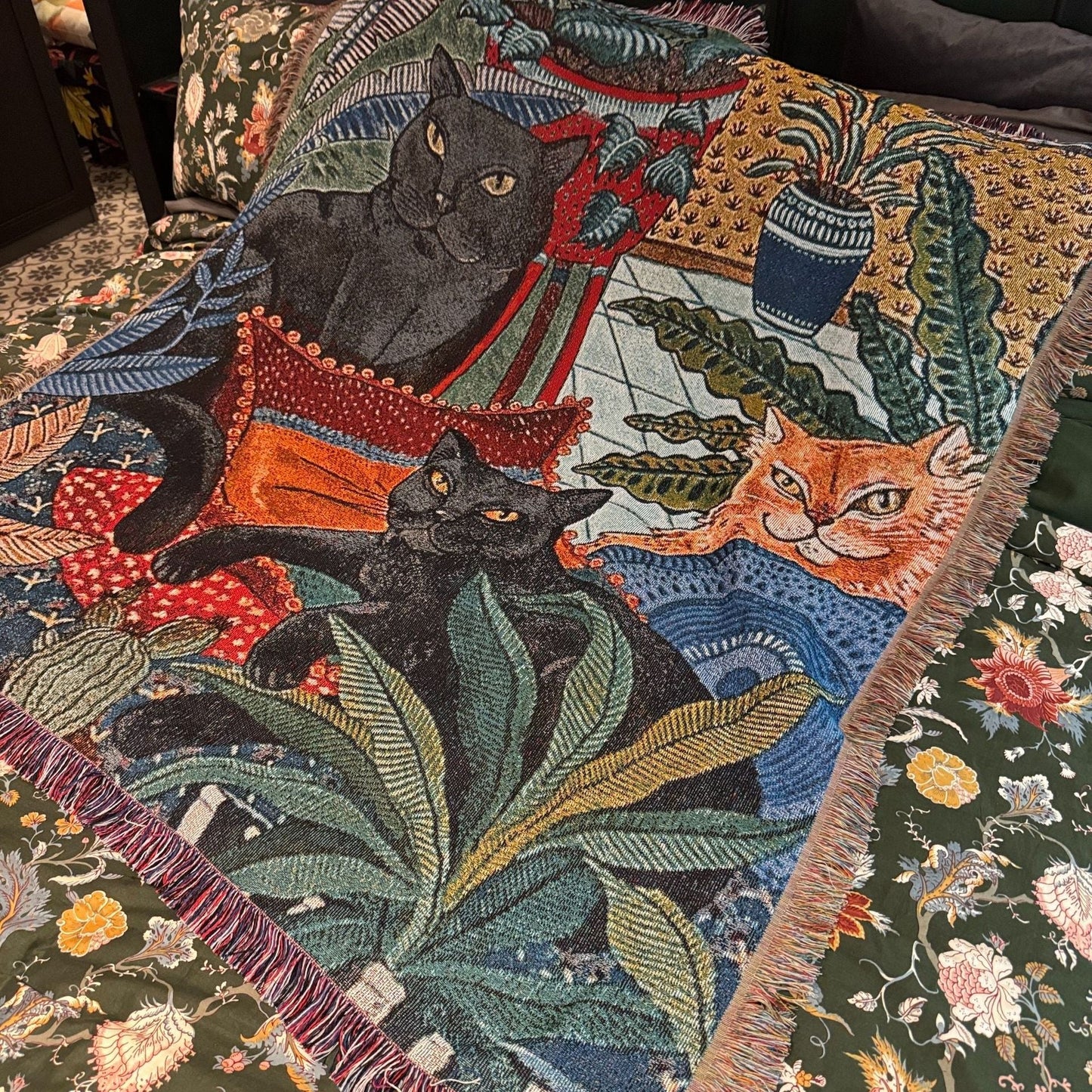 Cozy Funny Cat Prints Tapestry Throw Blanket